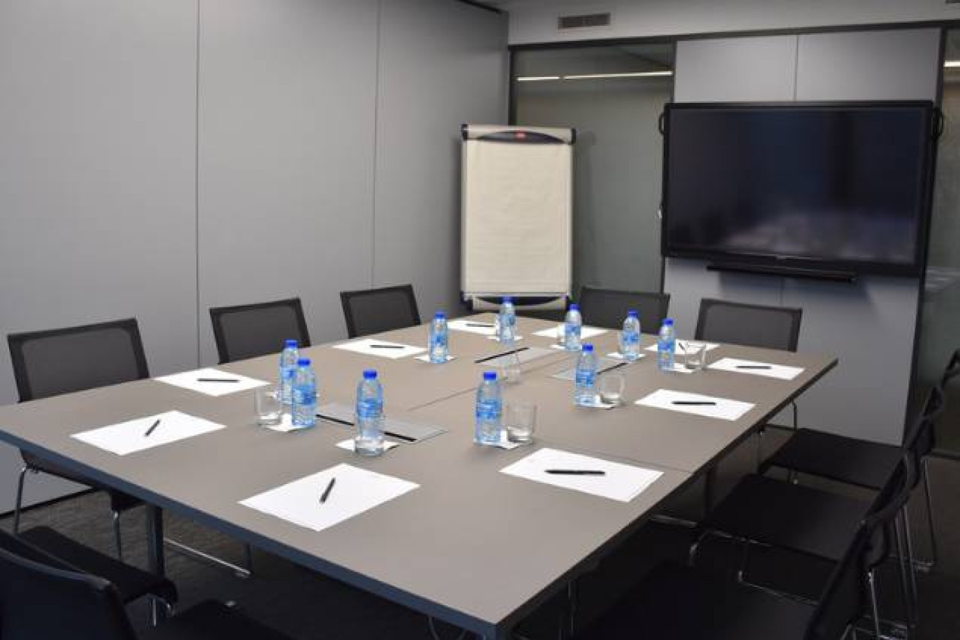 normal_salle-de-réunion—formation-moderne-czw-p10623-003